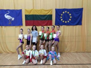 Read more about the article Aerobinės gimnastikos varžybos