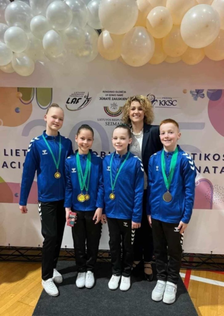 Read more about the article Lietuvos aerobinės gimnastikos A lygos čempionatas.