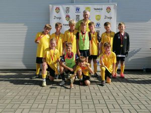 Read more about the article Vaikų futbolo turnyras „Prezidento taurė“