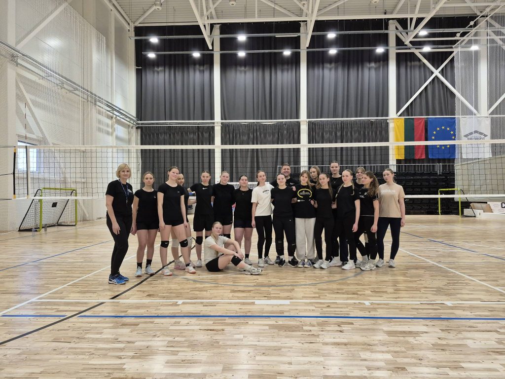 Read more about the article Draugiškos merginų tinklinio varžybos