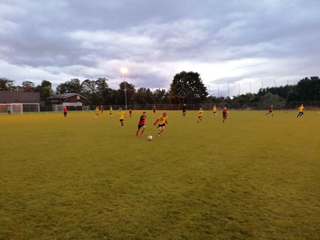 Read more about the article Regioninės jaunučių ir jaunių futbolo lygos U13 rungtynės